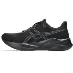 Buty do biegania męskie Asics Versablast. Czarne obuwie do biegania damskie Asics. Za 355.99 zł.