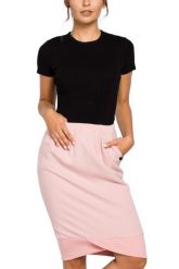 Spódnica ołówkowa dzianinowa asymetryczna bombka pudrowy róż. Czerwone spódniczki damskie Sukienki.shop, s, bez wzorów, z bawełny, biznesowe, asymetryczne. Za 69.00 zł.