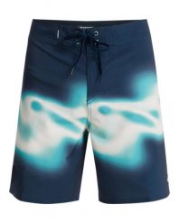 Szorty plażowe dla Mężczyzn SURFSILK STRAIGHT 18" Niebieski. Niebieskie szorty męskie Quiksilver, z elastanu, bez kołnierzyka. Za 195.99 zł.