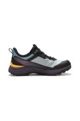 Buty turystyczne męskie niskie Hiking Gtx Tfaaan91268. Czarne buty trekkingowe męskie TOREAD, z gore-texu, przed kostkę, bez zapięcia, trekkingowe, gore-tex. Za 699.99 zł.
