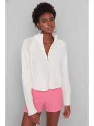 Trendyol Sweter w kolorze kremowym rozmiar: S. Brązowe golfy damskie Trendyol, s, bez wzorów, bez ramiączek. Za 56.53 zł.