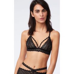 Etam - Biustonosz Icone. Czarne biustonosze Etam, bez wzorów, z elastanu. W wyprzedaży za 59.90 zł.