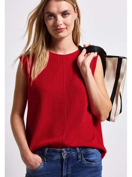 Street One Top dzianinowy w kolorze czerwonym rozmiar: 42. Czerwone topy damskie Street One, bez wzorów, z dzianiny, bez kołnierzyka. Za 108.74 zł.