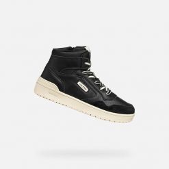 Buty GEOX J56LQA 05422 Czarny. Czarne buty trekkingowe męskie Geox, z syntetyku, bez zapięcia, trekkingowe. Za 237.99 zł.