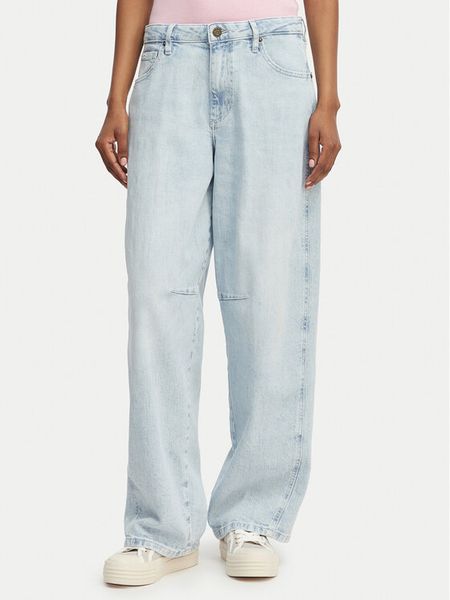 Guess Jeans Jeansy W6GA2X D0029 Niebieski Relaxed Fit. Niebieskie jeansy damskie Guess Jeans. Za 336.99 zł.