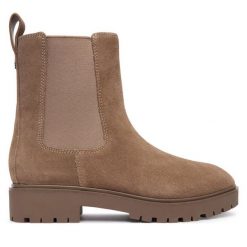 Sztyblety LAUREN RALPH LAUREN. Brązowe botki damskie Lauren Ralph Lauren, bez obcasa, na płaskiej podeszwie, bez zapięcia. Za 889.99 zł.