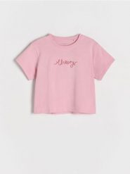 T-shirt z haftem - brudny róż. Czerwone koszulki dziewczęce Reserved, bez wzorów, z bawełny, bez ramiączek. W wyprzedaży za 12.99 zł.