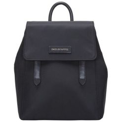 Smith & Canova plecak damski czarny. Czarne plecaki damskie Smith & Canova, bez wzorów. W wyprzedaży za 274.00 zł.