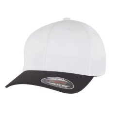Czapka 5-panelowa Flexfit Tech. Białe czapki męskie FLEXFIT, bez wzorów. Za 133.00 zł.
