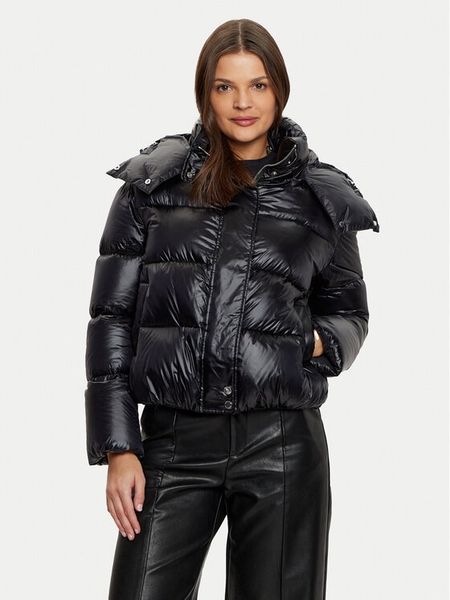 Patrizia Pepe Kurtka puchowa 2O0050/A9M0-K103 Czarny Regular Fit. Czarne kurtki damskie Patrizia Pepe, m, bez wzorów, z puchu, bez kaptura. Za 2,189.00 zł.