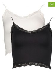 ONLY Topy (2 szt.) w kolorze czarnym i białym rozmiar: L/XL. Białe topy damskie Only, l, bez wzorów, z koronki, bez kołnierzyka. Za 83.42 zł.
