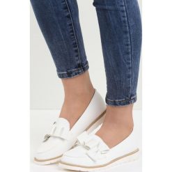 Białe Mokasyny Feel Like Heaven. Białe mokasyny damskie Born2be, ze skóry. Za 29.99 zł.