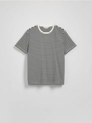 T-shirt regular w paski - czarny. Czarne t-shirty męskie Reserved, l, bez wzorów, z bawełny, bez kołnierzyka. W wyprzedaży za 39.99 zł.
