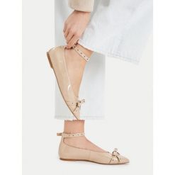 Baleriny MEXX. Brązowe baleriny damskie Mexx, bez wzorów, bez obcasa. Za 299.99 zł.