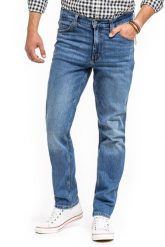MUSTANG TRAMPER TAPERED MĘSKIE SPODNIE JEANSOWE JEANSY DENIM BLUE 1014043 5000 682. Niebieskie jeansy męskie Mustang. Za 199.99 zł.