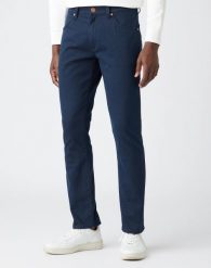 MĘSKIE SPODNIE JEANSOWE WRANGLER LARSTON NAVY W18S36114 112141208. Niebieskie spodnie materiałowe męskie Wrangler, bez wzorów, z jeansu. Za 229.99 zł.
