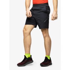Spodenki treningowe męskie Under Armour Unstoppable Shorts. Czarne szorty męskie Under Armour, bez kołnierzyka. Za 194.19 zł.