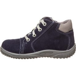 Skórzane sneakersy w kolorze granatowo-szarym. Niebieskie trampki i tenisówki chłopięce Richter, bez wzorów, ze skóry, bez zapięcia. W wyprzedaży za 165.95 zł.