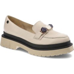 Beżowe Półbuty Damskie Blu Eleganckie Obuwie. Brązowe półbuty damskie Blu, bez wzorów, ze skóry, eleganckie, bez obcasa, na płaskiej podeszwie. Za 319.00 zł.