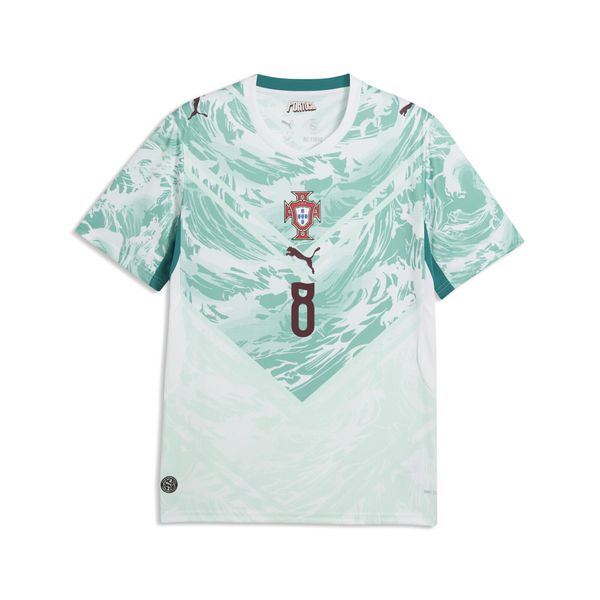 Męska wyjazdowa koszulka zawodnicza Portugalii PUMA. Białe t-shirty sportowe męskie Puma, m, z materiału, bez ramiączek, do piłki nożnej. Za 509.00 zł.