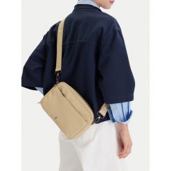 Torebka Beverly Hills Polo Club. Brązowe listonoszki damskie Beverly Hills Polo Club, bez wzorów, bez dodatków. Za 129.99 zł.