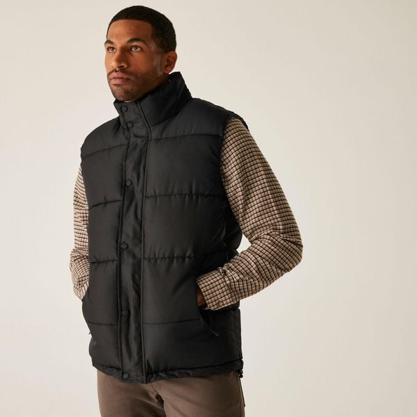 Kurtka puchowa Regatta Northdale. Czarne kurtki męskie Regatta, bez wzorów, z puchu, sportowe, bez kaptura. Za 419.99 zł.