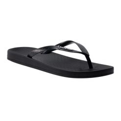 Japonki plażowe damskie Ipanema Anatomic Tan Fem. Czarne klapki damskie Ipanema, bez wzorów, z gumy, bez obcasa, na płaskiej podeszwie. Za 87.20 zł.