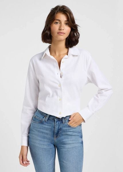 DAMSKA KOSZULA LEE POCKETLESS SHIRT BRIGHT WHITE 112363627. Białe koszule damskie Lee, s, bez wzorów, bez kołnierzyka, bez ramiączek. Za 179.00 zł.