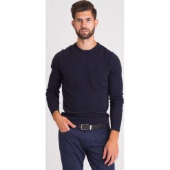 GRANATOWY SWETER JOOP! JEANS. Niebieskie swetry męskie Joop! Collection, l, z aplikacjami, z jeansu, bez kołnierzyka. Za 699.50 zł.