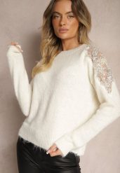 Biały Sweter z Przezroczystymi Wstawkami z Cyrkoniami Perełkami i Cekinami z Wełną Tiarinae. Białe swetry klasyczne damskie Renee, z jeansu, bez kołnierzyka. Za 159.99 zł.