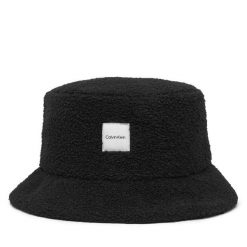 Kapelusz Calvin Klein. Czarne kapelusze damskie CALVIN KLEIN, bez wzorów. Za 219.99 zł.