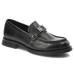 Czarne Półbuty Nessi Stylowe Obuwie Damskie. Czarne półbuty damskie Nessi, bez wzorów, ze skóry, eleganckie, bez obcasa. Za 459.00 zł.