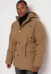 Ciemnobeżowa Kurtka Parka z Odpinanym Kapturem i Polarowym Ociepleniem Rinavia. Brązowe kurtki męskie Born2be, m, bez wzorów, z jeansu. Za 319.99 zł.