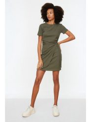 Trendyol Sukienka w kolorze khaki rozmiar: XS. Brązowe sukienki damskie Trendyol, xs, bez wzorów, prążkowane, bez kołnierzyka, bez ramiączek, mini. Za 41.59 zł.