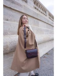 Maison héritage PARIS Skórzana torebka "Alva" w kolorze bordowym - 22 x 15 x 6 cm rozmiar: onesize. Czerwone torebki klasyczne damskie maison héritage PARIS, bez wzorów, z materiału, bez dodatków. Za 347.99 zł.