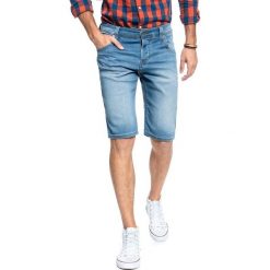 MUSTANG CHICAGO SHORT MĘSKIE SZORTY KRÓTKI SPODENKI 1010192 5000 312. Szorty męskie Mustang, z jeansu, bez kołnierzyka. Za 169.99 zł.