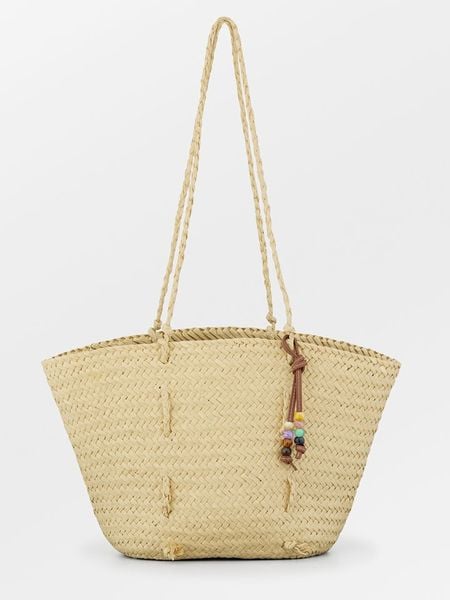 Becksöndergaard Shopper bag "Adina" w kolorze beżowym - 52 x 30 cm rozmiar: onesize. Brązowe shopper bag damskie Becksöndergaard, bez wzorów, z materiału, bez dodatków. Za 130.99 zł.