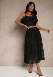 Czarna Tłoczona Spódnica o Rozkloszowanym Kroju z Gumką w Pasie Folunetta. Czarne spódniczki damskie Renee, l, bez wzorów, eleganckie, midi, rozkloszowane. Za 79.99 zł.
