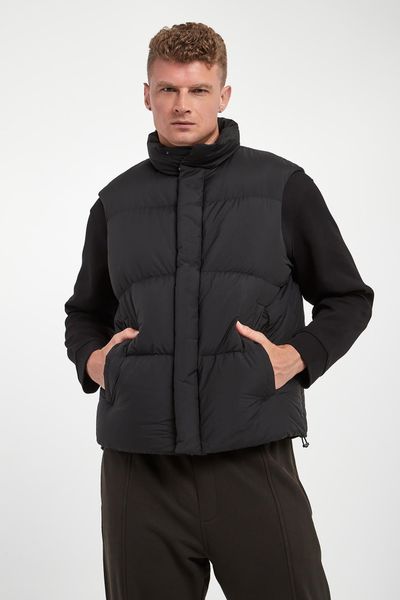 Kamizelka męska ARMANI EXCHANGE. Kamizelki męskie Armani Exchange, l. W wyprzedaży za 701.35 zł.