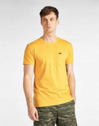 LEE ULTIMATE POCKET TEE MĘSKI T-SHIRT GOLDEN YELLOW L66JWTNF 112116509. Żółte t-shirty męskie Lee, l, bez wzorów, bez kołnierzyka. Za 69.99 zł.