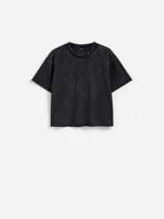 T-shirt z efektem sprania - ciemnoszary. Szare t-shirty damskie Reserved, l, bez wzorów, z bawełny, bez kołnierzyka. Za 59.99 zł.