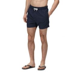 Spodenki kąpielowe dla mężczyzn Regatta RMM016. Niebieskie kąpielówki męskie Regatta, m, bez wzorów, z dzianiny, na fitness i siłownię. Za 49.99 zł.