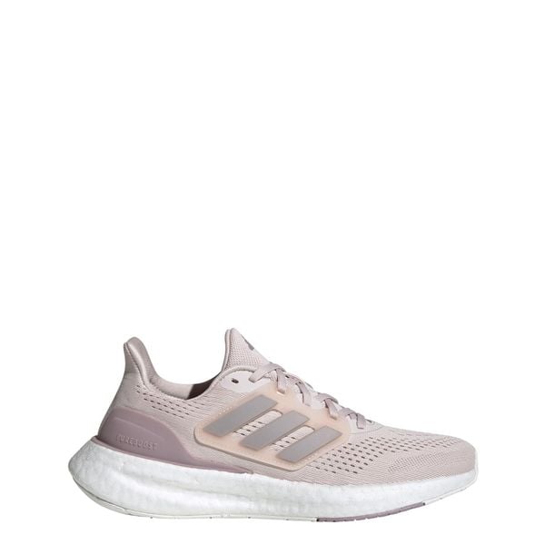 Buty Pureboost 23. Brązowe obuwie do biegania damskie Adidas. W wyprzedaży za 519.20 zł.