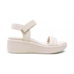 Buty do chodzenia damskie Ecco Flowt. Brązowe obuwie trekkingowe damskie ECCO, na lato. Za 462.00 zł.