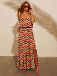 Milan Kiss Sukienka ze wzorem rozmiar: S. Sukienki damskie Milan Kiss, s, bez wzorów, z tkaniny, bez kołnierzyka, bez ramiączek, maxi. Za 223.99 zł.