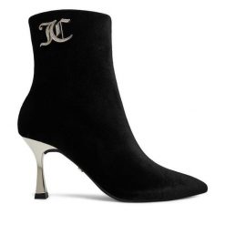 Botki Juicy Couture. Czarne botki damskie Juicy Couture, bez obcasa, na szpilce, bez zapięcia. Za 269.99 zł.