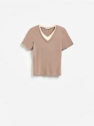 T-shirt w prążek - beżowy. Brązowe t-shirty damskie Reserved, l, bez wzorów, z bawełny, bez kołnierzyka. Za 59.99 zł.