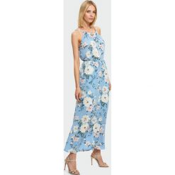 Wiskozowa sukienka maxi. Sukienki damskie Greenpoint, bez wzorów, z wiskozy, bez kołnierzyka, bez ramiączek, maxi. Za 69.99 zł.