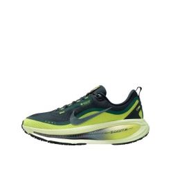 Buty do biegania Nike Vomero 18 GTX Damskie. Zielone obuwie do biegania damskie Nike. Za 815.70 zł.