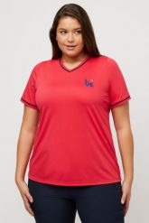 Damskie T-shirt LOVE dekolt w szpic krótki rękaw antybakteryjny. Czerwone t-shirty damskie Ulla Popken, plus size, bez wzorów, z dżerseju, bez kołnierzyka. Za 159.99 zł.